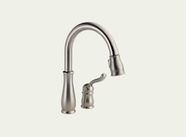Delta Leland: Single Handle Pull-Down Kitchen Faucet - 978-SS-DST