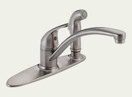 Delta Classic: Single Handle Kitchen Faucet With Spray - 13900LF-SS